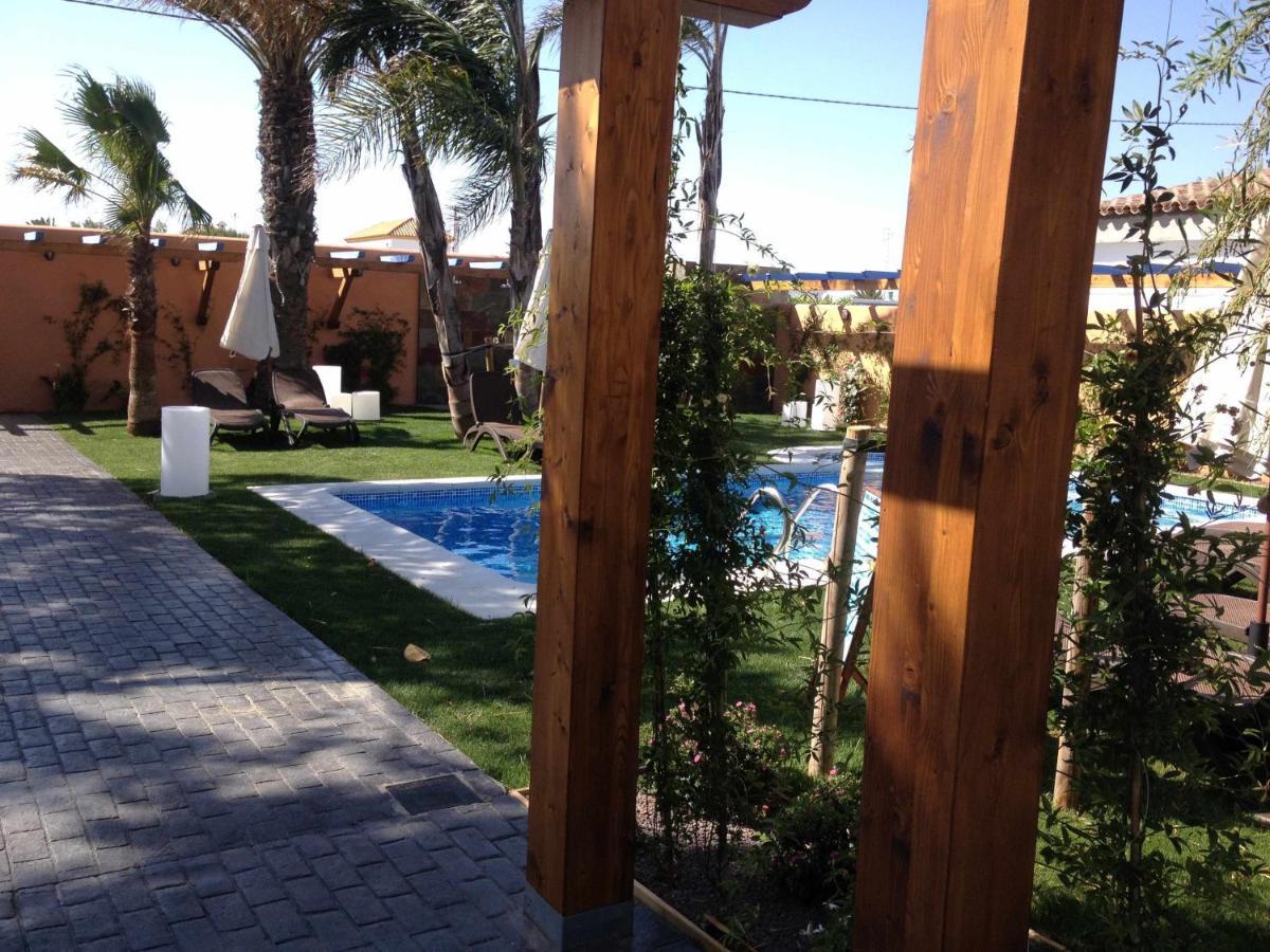 Casa Bungalows Con Jardin Privado Y Piscina Compa كاديز المظهر الخارجي الصورة