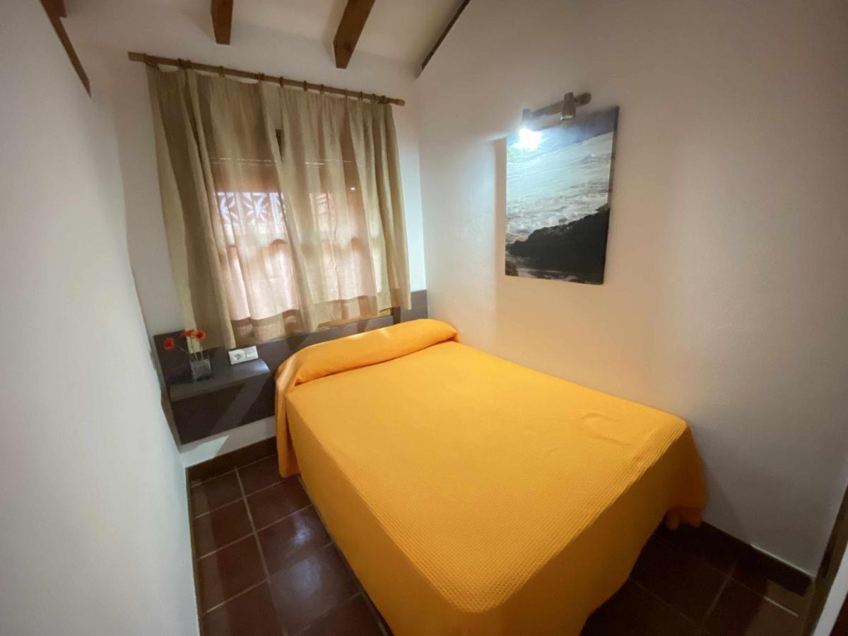 Casa Bungalows Con Jardin Privado Y Piscina Compa كاديز المظهر الخارجي الصورة